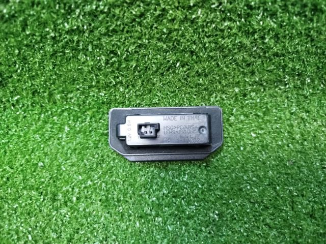 Ліхтар підсвічування заднього номерного знака 171328200A TESLA