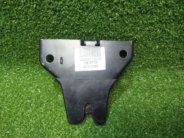 Замок капота 600660100B TESLA