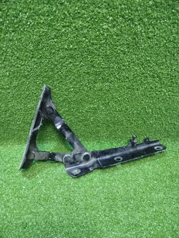 Завіса капота права 600673700E TESLA