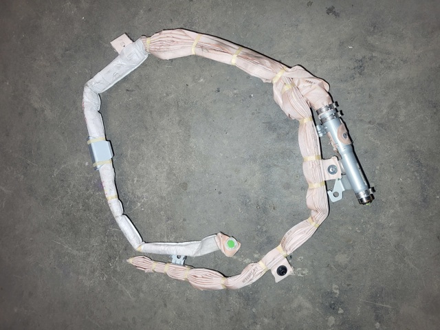 Подушка безпеки, збоку права айрбег GHK157KM0C MAZDA