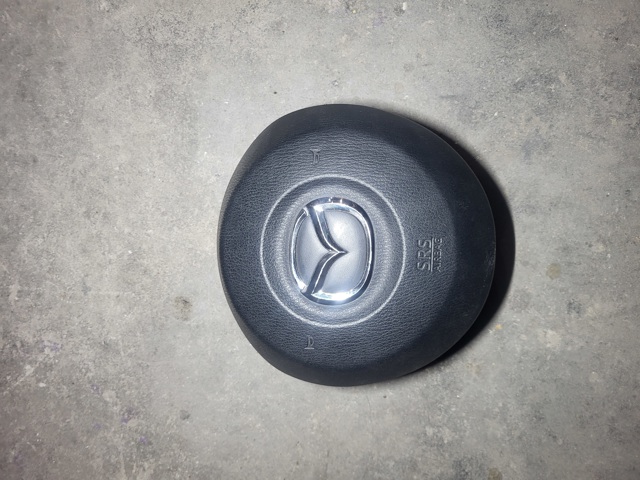 Подушка безпеки водія GHP957K00A MAZDA