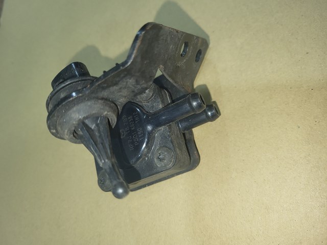 Датчик абсолютного тиску RF7J182B5 MAZDA