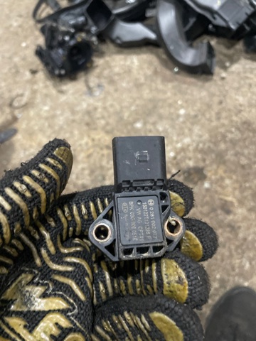 Датчик абсолютного тиску 03G906051E VAG