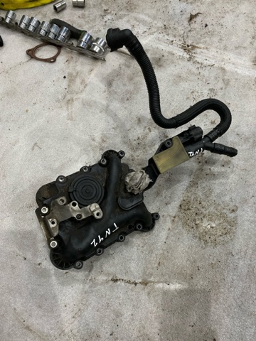 Масловіддільник газів 06E103547L VAG