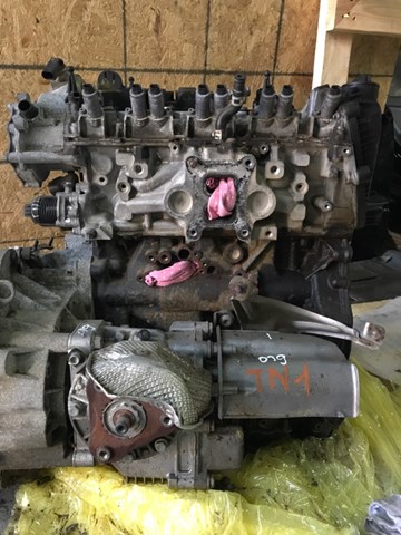 Двигатель 06K100032F