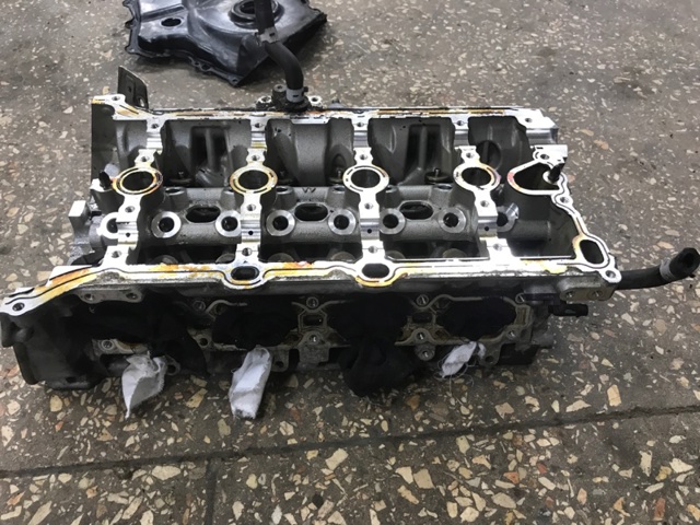 Головка блока циліндрів (ГБЦ) 06K103063AN VAG