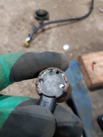 Клапан електромагнітний положення (фаз) розподільного валу 06K115243L VAG