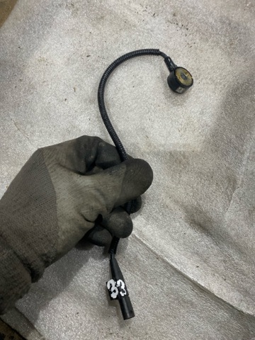 Датчик самозаймання 06K905377E VAG