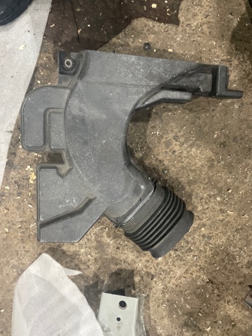 Повітроприймач 165545NA3B NISSAN