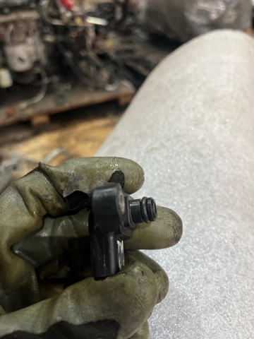 Датчик наддува 22627AA510 SUBARU