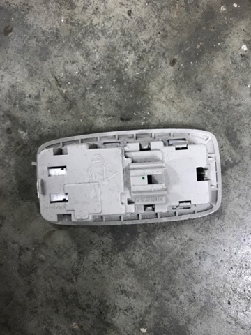 Плафон освітлення кабіни 264603GH0A NISSAN