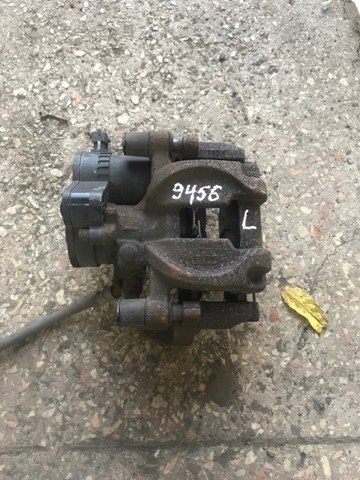 Задній гальмівний супорт лівий 26692AL03A SUBARU