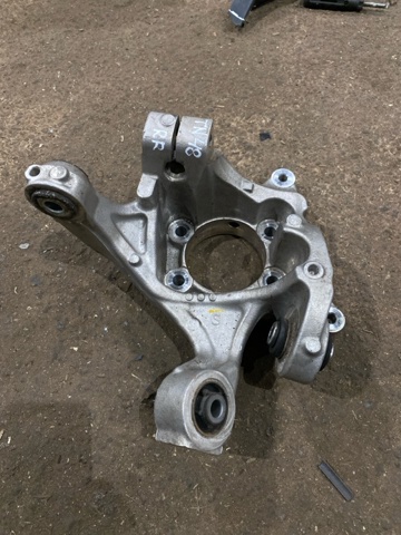 Цапфа права 28411AN00A SUBARU
