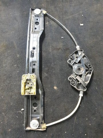 Механізм стеклопод'емника двері задньої, правої 31349761 VOLVO