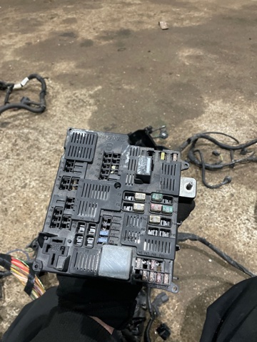 Блок реле 31398003 VOLVO