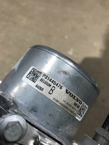 Гідроагрегат антиблокувальної системи 31680104 VOLVO