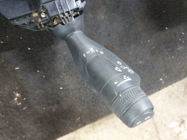 Перемикач підрульовий, в зборі 32266885 VOLVO