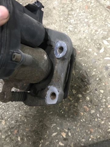 Скоба гальмівного заднього супорта 34216793051 BMW