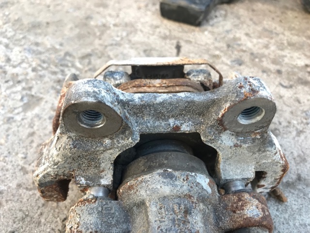 Кронштейн гальмівного супорта 34216865641 BMW