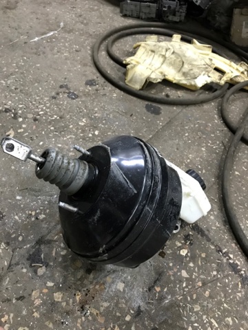 Вакуумний підсилювач гальм 34336851098 BMW