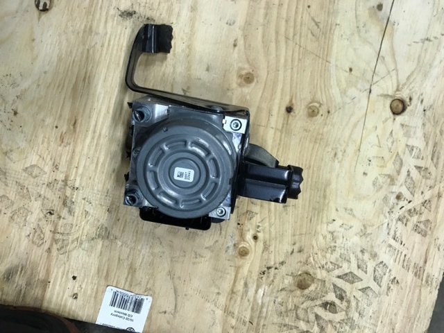 Блок керування АБС (ABS) 34516897117 BMW