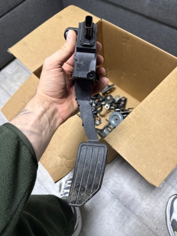 Педаль акселератора 36010AN02A SUBARU