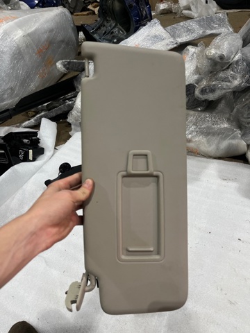 Козирок сонцезахисний автомобіля 3CN857551EVI4 VAG