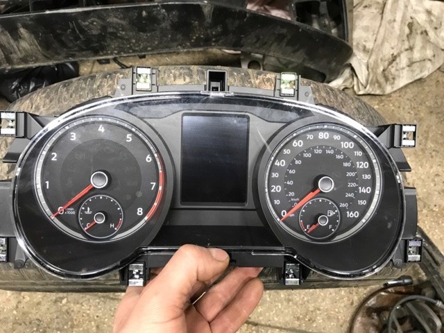 щиток приладу 3CN920850B VAG