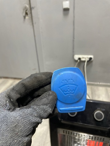 Кришка бака омивача 3Q0955455 PORSCHE