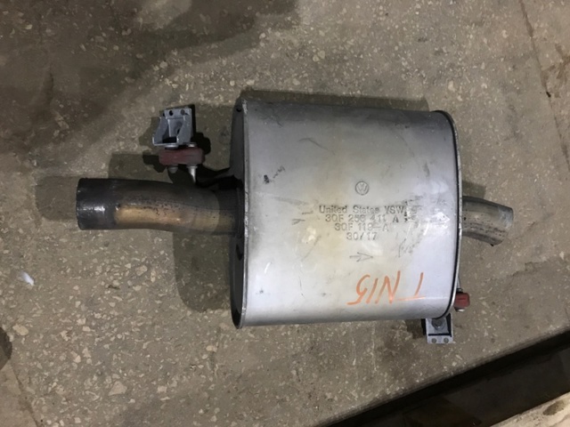 Середній глушник 3QF253409B VAG
