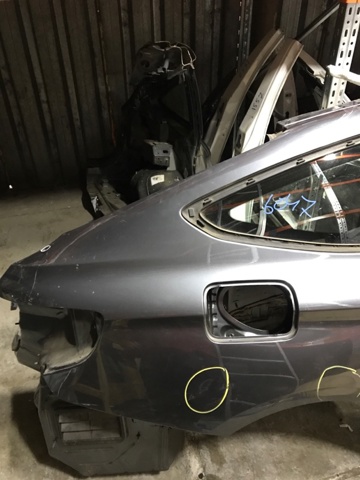 Крило заднє праве 41007334018 BMW