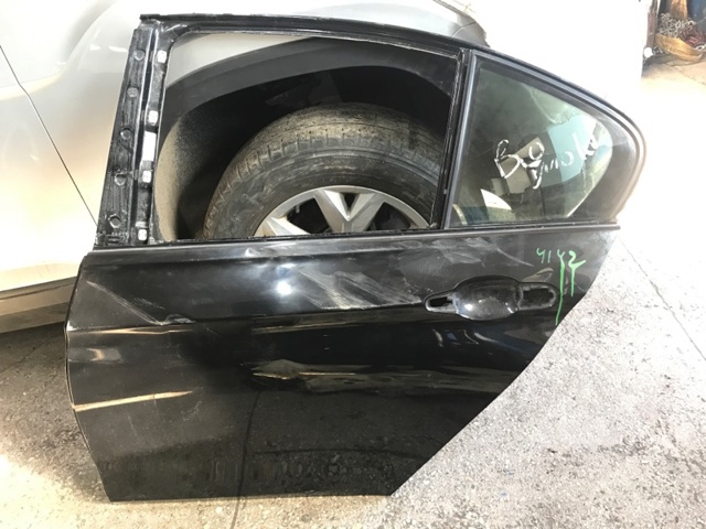 Двері задні, ліві 41009628761 BMW