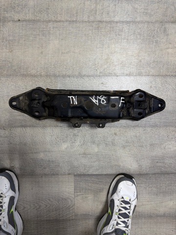 Кріплення коробки передач 41011FL000 SUBARU