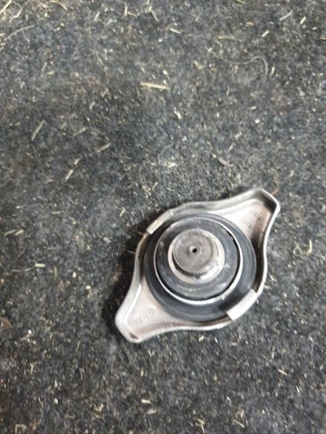 Кришка / пробка радіатора Subaru Legacy 4