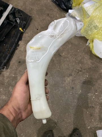 Бачок для води 45150AN00A SUBARU