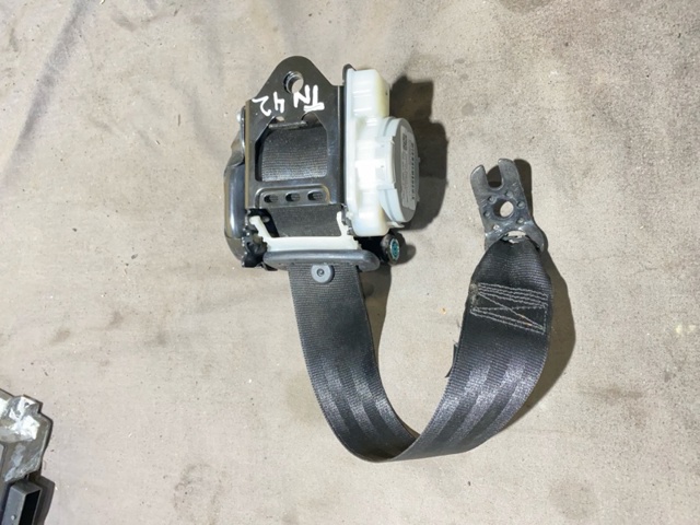 Пасок безпеки задній 4G0857805CV04 VAG