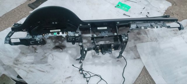 Приладова панель 4H1857001B38M VAG