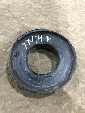Проставка (гумове кільце) пружини передньої, нижня 4M0412109A VAG