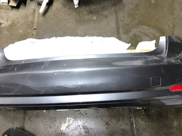 Кожух бампера заднього 51127371880 BMW