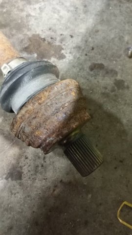 Піввісь задня, права 5Q0501204A VAG