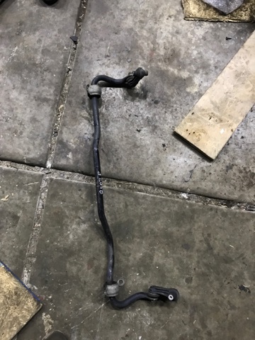 Стабілізатор задньої балки 5Q0511305BE VAG