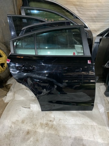 Двері задні, праві 60409AN04A9P SUBARU