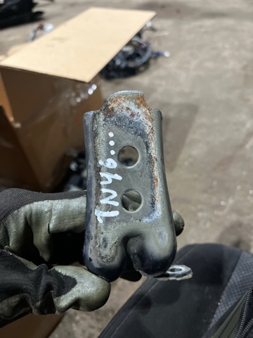 Петля задніх лівих дверей 60479AL03B SUBARU