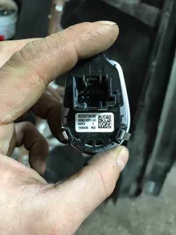 Кнопка запуску двигуна 61319250734 BMW