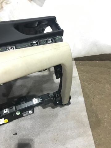 Панель приладів торпеди 682005NA1B NISSAN
