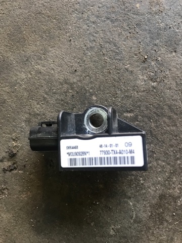 Датчик AIRBAG передній 77930TX4A01 HONDA