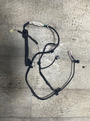 Електропроводка задніх дверей 81822AN00A SUBARU