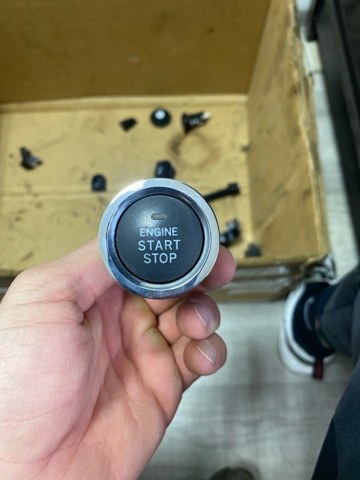Кнопка запуску двигуна 83031FL00B SUBARU