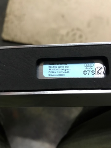 Автомобільний рейлінг на дах правий 83A860022B3Q7 VAG