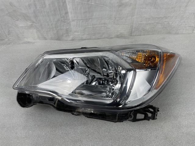 Фара дальнього світла в зборі 84001SG091 SUBARU